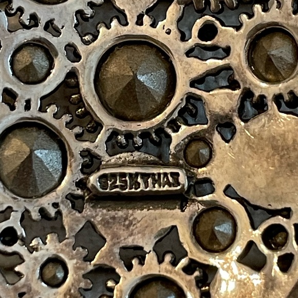 STUNNING oval marcasite and cubic zirconia pendant - Picture 5 of 6